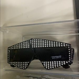 Sun glasses/eye wear
